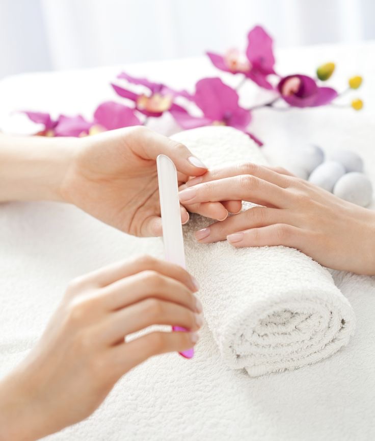 Express Manicure<br/>(Trim nail , Shape and buffing)